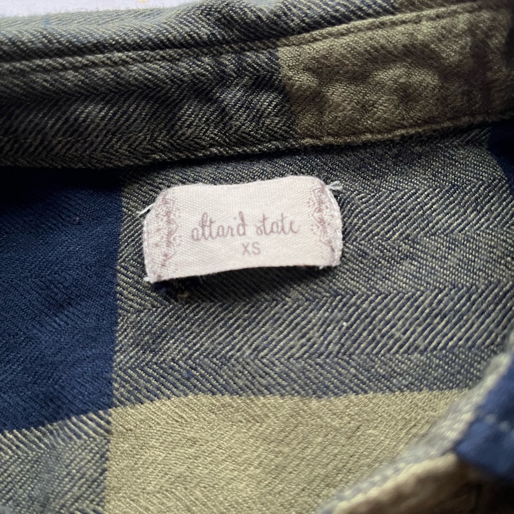 Altar’d State lightweight flannel - Picture 6 of 6